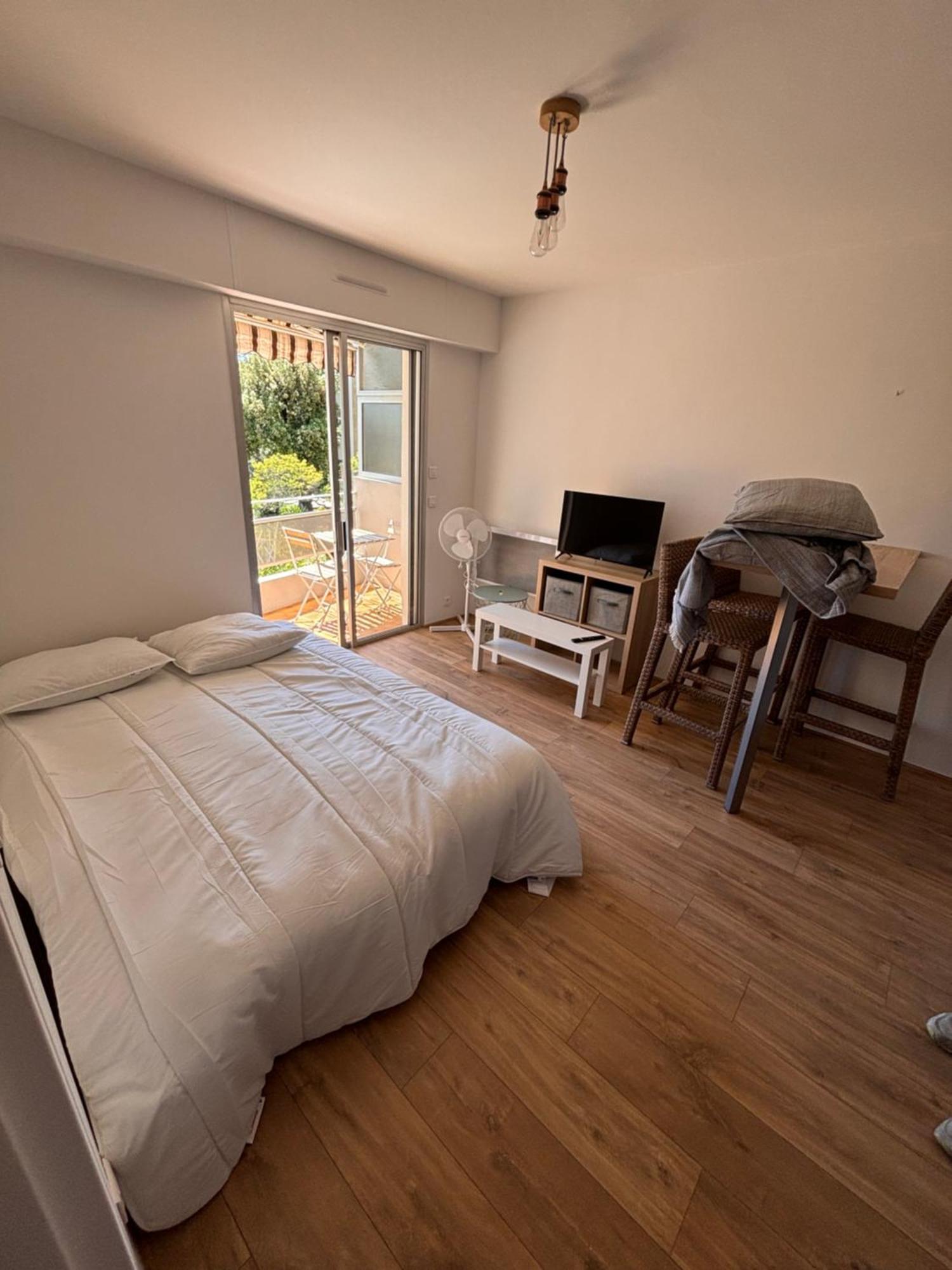 Appartement Beau Studio 300 M De La Plage Avec Parking à La Ciotat Extérieur photo
